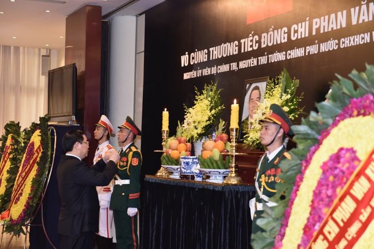 Lễ viếng nguyên Thủ tướng Phan Văn Khải ảnh 3