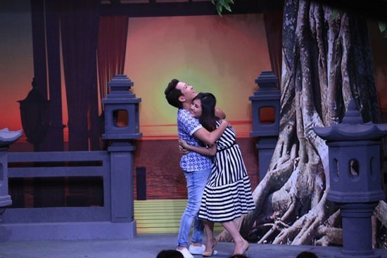 Hoài Linh nhắc khéo tật 'mê gái' nhưng Trường Giang bỏ ngoài tai? ảnh 2