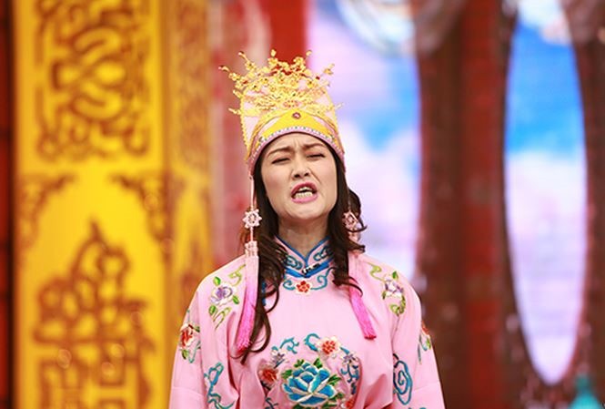  Nghệ sĩ Vân Dung: 'Xem Táo quân như xem thời sự, đừng vừa xem vừa ăn' ảnh 1