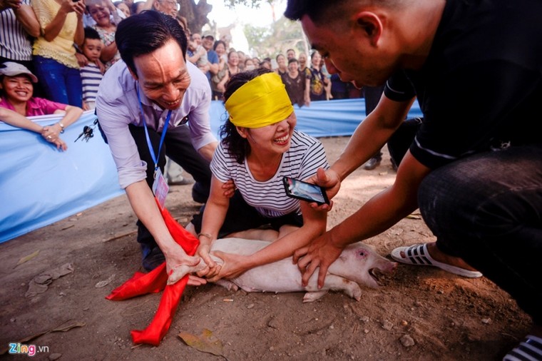 Thi nấu cơm, bắt lợn vui nhộn giữa Thủ đô ảnh 10