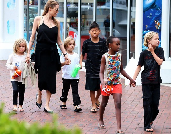 Angelina Jolie vẫn đứng vị trí số 1 Top phụ nữ được ngưỡng mộ nhất thế giới ảnh 2