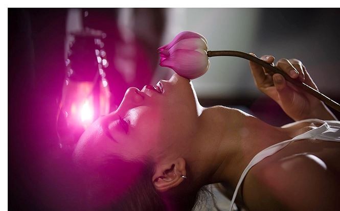 Mẫu nữ khoả thân tố hoạ sĩ hiếp dâm trải lòng về nghề 'nhạy cảm' ảnh 1