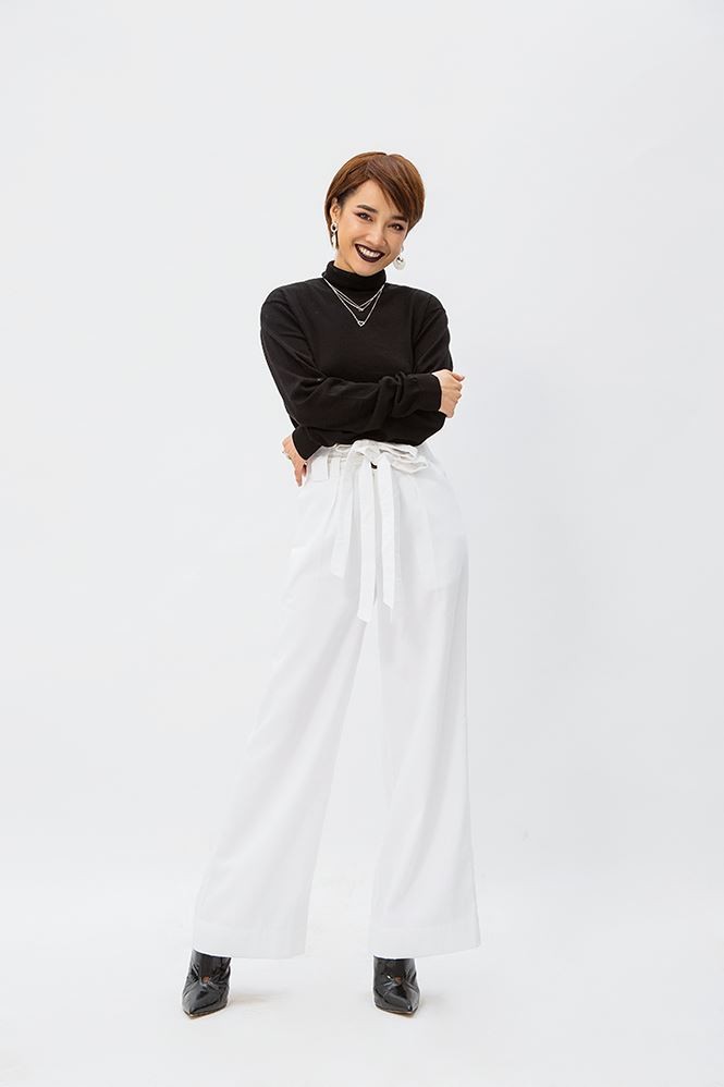 Nhã Phương khác lạ với phong cách menswear ảnh 1