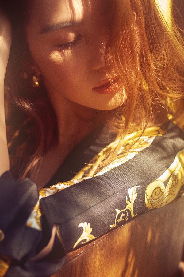 Ngọc Trinh tung bộ ảnh lưu giữ vẻ đẹp thanh xuân ảnh 2