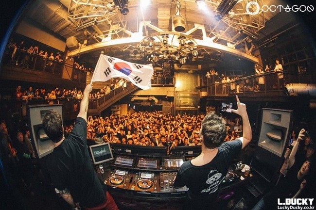 Choáng ngợp sự sang chảnh như mơ ở quận giàu bậc nhất Seoul ảnh 6