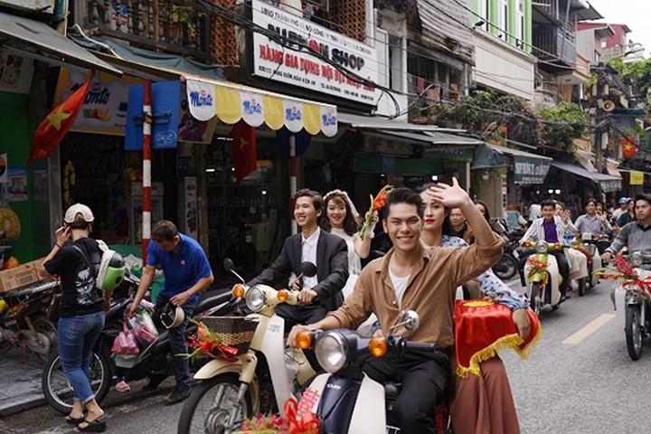 ‘Xuyên không’ trải nghiệm đám cưới thời bao cấp giữa lòng Hà Nội ảnh 3