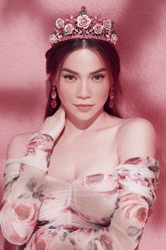 Hà Hồ khoe ngực đầy, eo thon gợi cảm ảnh 1