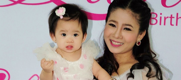 Mẹ diễn viên Mai Phương chia sẻ tình trạng bệnh của con gái ảnh 1