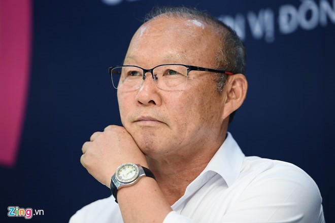 Bóng đá Việt Nam và nguy cơ để mất HLV Park Hang-seo ảnh 2