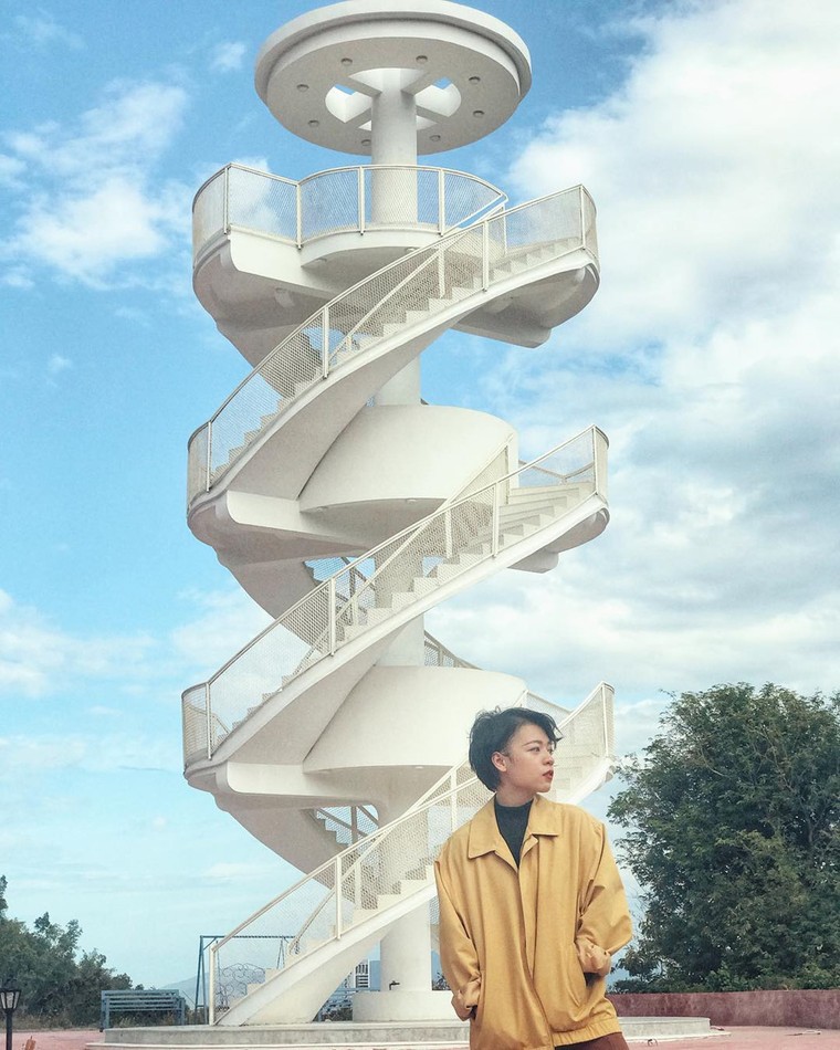 3 địa điểm 'cứ đứng vào là có ảnh đẹp', được nhiều bạn trẻ check-in ảnh 1