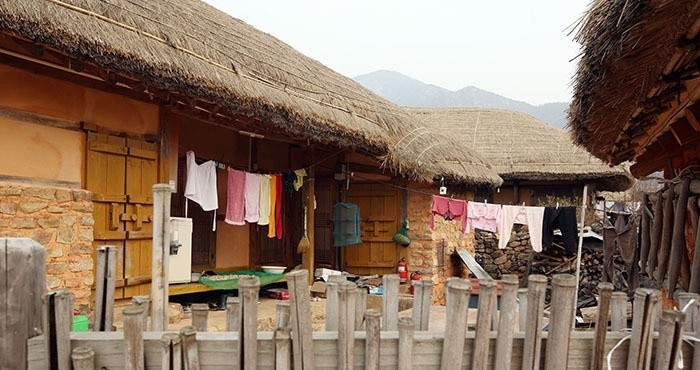 Thu đến thăm Naganeupseong - ngôi làng toàn nhà tranh ở phía nam Hàn Quốc ảnh 4