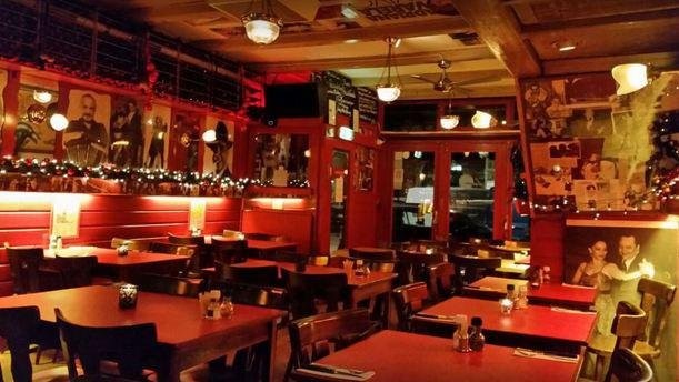 Những phong tục 'có 1 0 2' ở Argentina ảnh 1