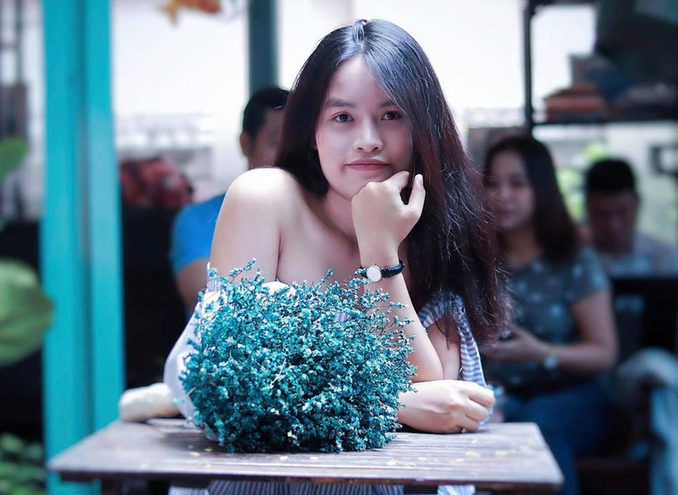 Cầu thủ Anh Đức: Hình ảnh tìm mẹ vào thơ Nồng Nàn Phố là động lực lớn ảnh 3