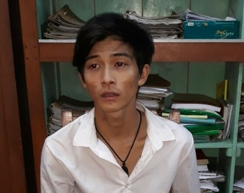 Bắt đối tượng vận chuyển ma túy đá giữa đêm ảnh 1