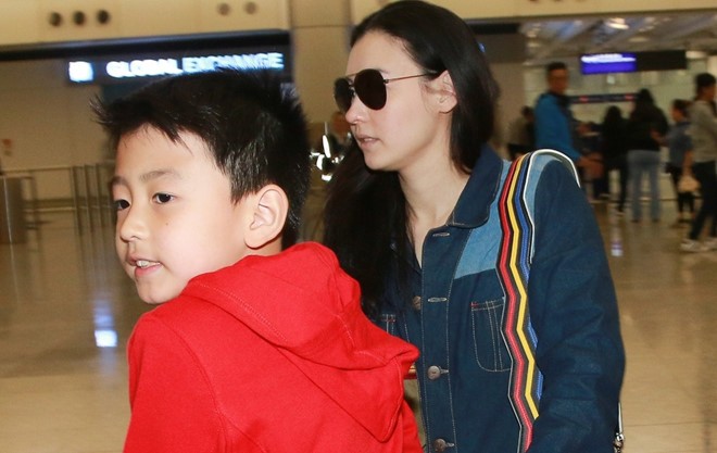 Rộ tin Trương Bá Chi và Tạ Đình Phong cưới lại vào tháng sau ảnh 1