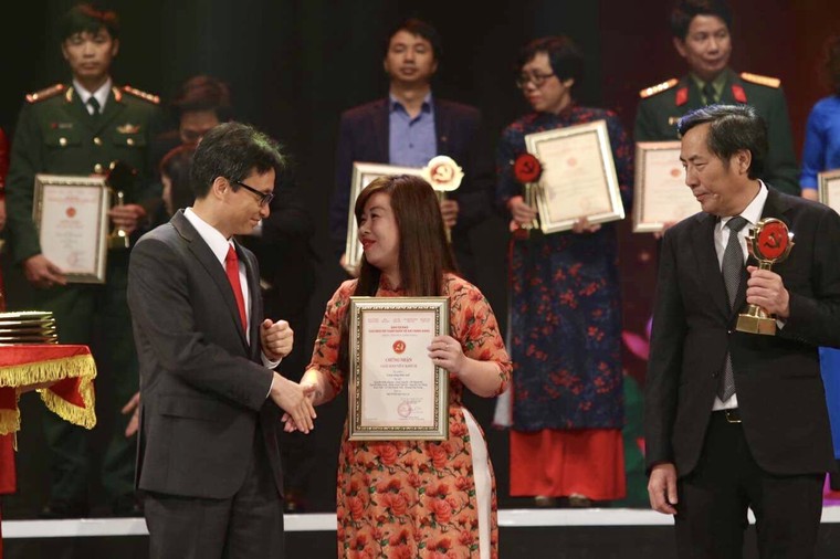 Trao Giải báo chí toàn quốc về xây dựng Đảng lần thứ III - năm 2018 ảnh 2