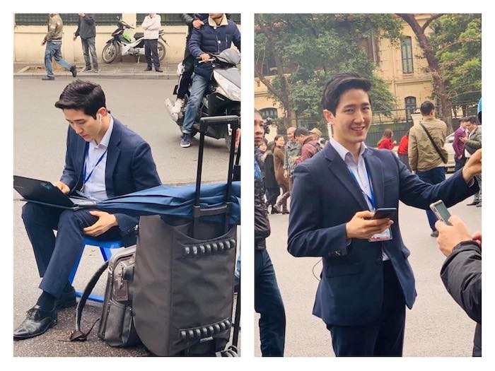 Phóng viên điển trai Hàn Quốc đang tác nghiệp ở Hà Nội gây 'bão' mạng xã hội ảnh 1