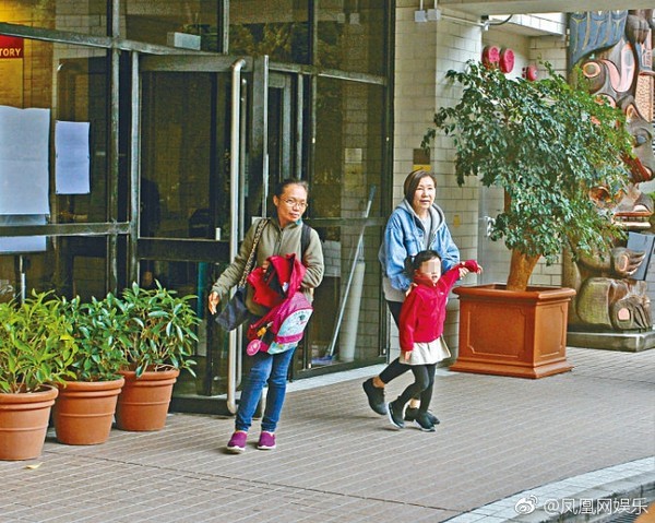 Dương Mịch bất lợi trong công cuộc giành quyền nuôi con? ảnh 2