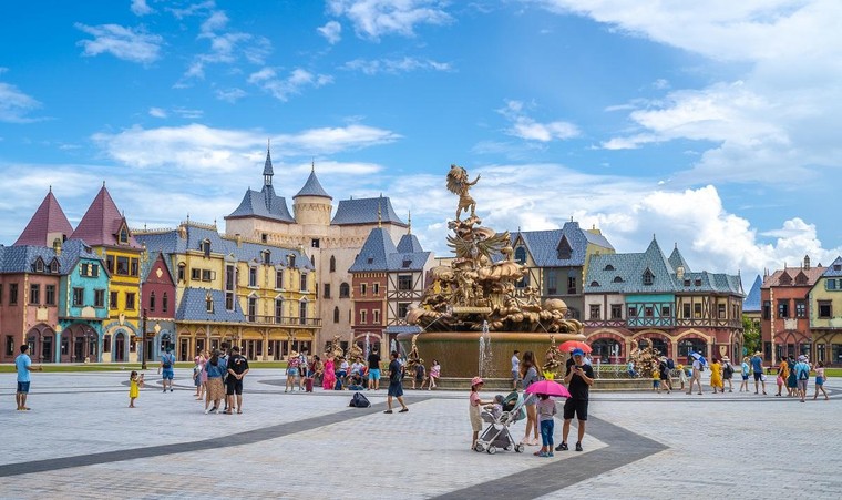 Shop VinWonders đón trọn lợi thế từ trào lưu du lịch, mua sắm ‘trả thù’ ảnh 4