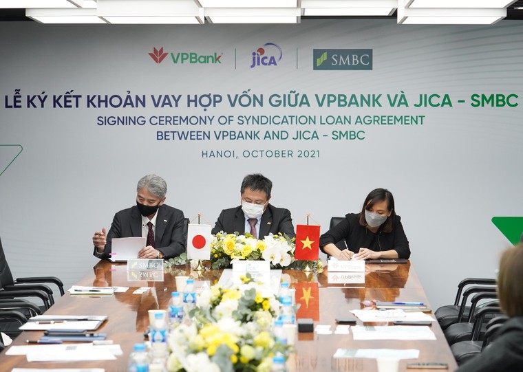VPBank nhận gói vay hợp vốn 100 triệu USD từ JICA và SMBC ảnh 1