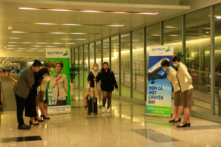 Niềm vui trên chuyến bay Đài Bắc - Hà Nội ngày đầu năm mới của Bamboo Airways ảnh 3