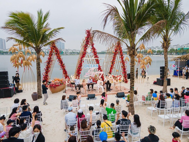 'Quận Ocean' – điểm hẹn 'mùa bình thường… nay đã về' ảnh 2