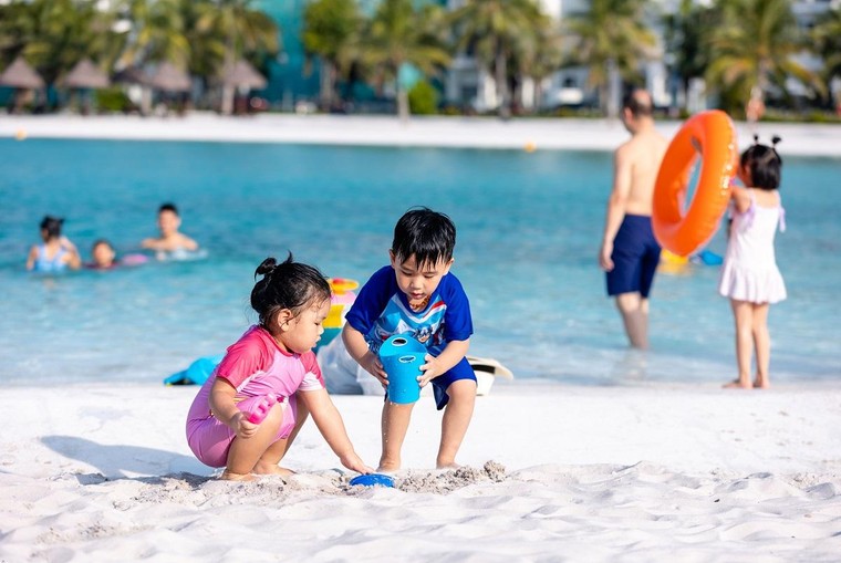 'Thành phố giáo dục' Vinhomes Ocean Park kéo gia đình trẻ 'sang sông' ảnh 2