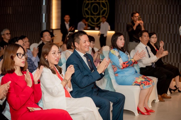 AMS chính thức tiếp nhận vận hành tổ hợp nghỉ dưỡng và giải trí The Arena ảnh 4