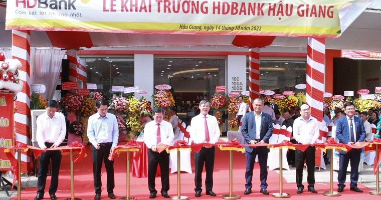 HDBank cùng Hậu Giang chinh phục khát vọng vươn mình mạnh mẽ ảnh 2