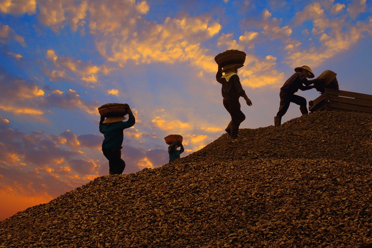 Nguyễn Ngọc Huấn: Người nghệ sĩ đi góp nhặt từng khoảnh khắc cuộc sống ảnh 1