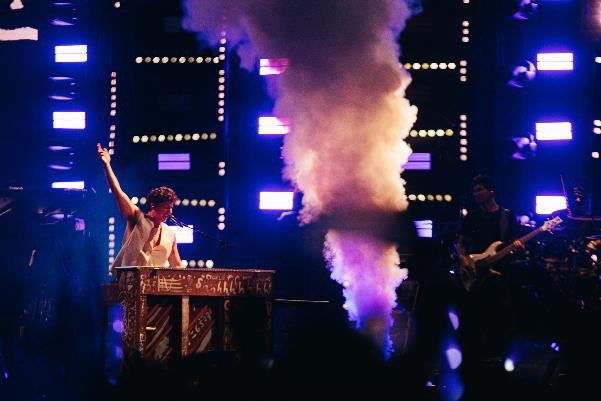 8Wonder - Sân khấu đỉnh cao cho màn trình diễn thăng hoa của Charlie Puth ảnh 7