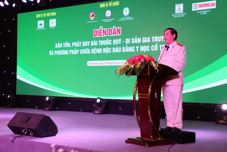 Tôn vinh đội ngũ thầy thuốc hết lòng bảo tồn và phát huy các bài thuốc quý ảnh 5