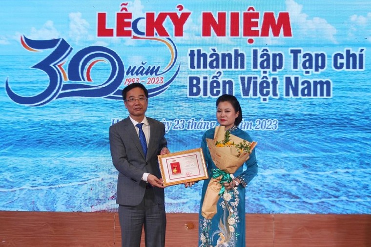 Tạp chí Biển Việt Nam kỷ niệm 30 năm thành lập ảnh 3