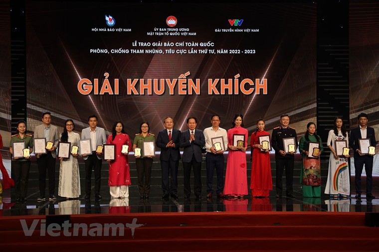 Trao giải cho 54 tác phẩm xuất sắc về phòng, chống tham nhũng, tiêu cực ảnh 9