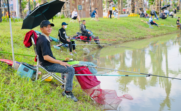 'Ngày hội Sức sống Trung tâm' Vincom Shophouse Royal Park Quảng Trị lan toả không khí rộn ràng ảnh 1