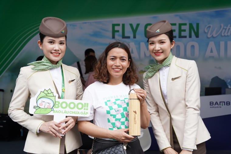 Rộn ràng săn ngàn quà tặng từ Bamboo Airways tại VITM 2024 ảnh 3