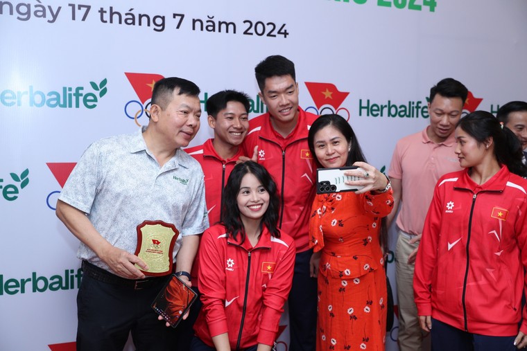 Herbalife Việt Nam đồng tổ chức Lễ Xuất Quân cho Đoàn Thể Thao Việt Nam tham dự Olympic Paris 2024 ảnh 2