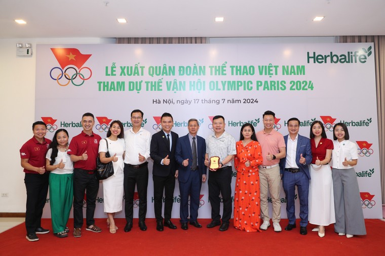 Herbalife Việt Nam đồng tổ chức Lễ Xuất Quân cho Đoàn Thể Thao Việt Nam tham dự Olympic Paris 2024 ảnh 1