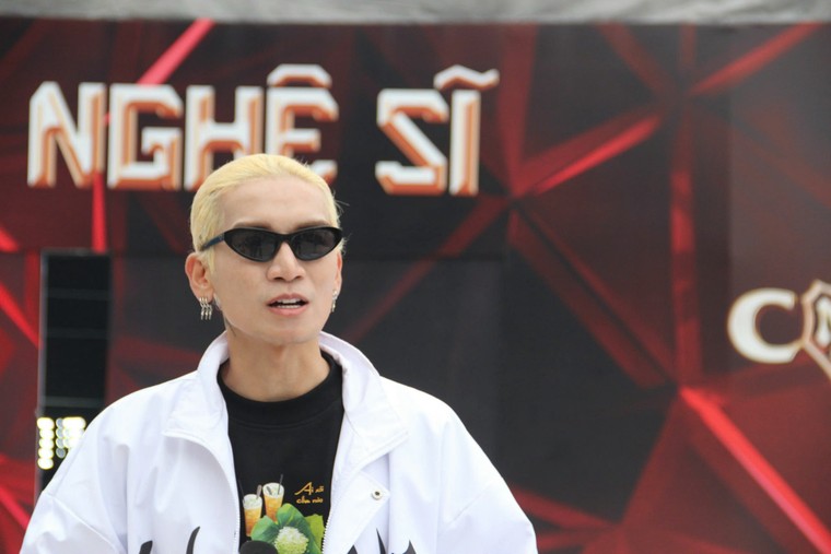 Dàn anh tài “vượt chông gai” tổng duyệt concert dưới cái rét Hà Nội ảnh 3