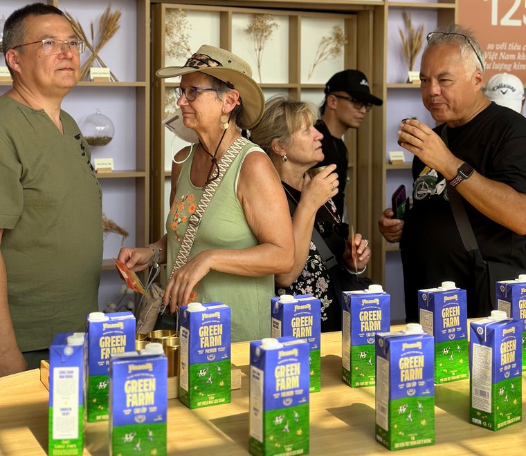 1,5 năm từ ngày đổi logo, Vinamilk thay đổi thế nào? ảnh 4