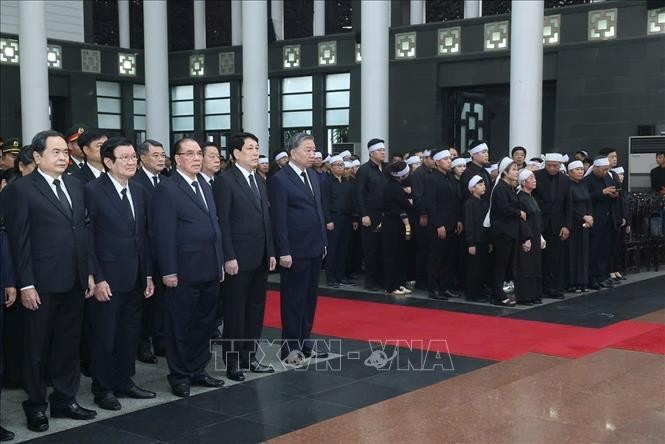 Lễ truy điệu nguyên Chủ tịch nước Trần Đức Lương tại Hà Nội ảnh 2