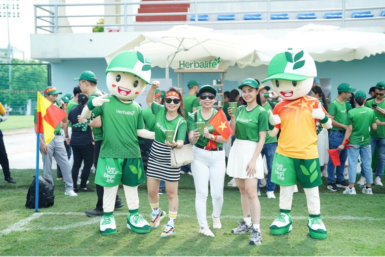 Herbalife Việt Nam tiếp tục phối hợp cùng VFF đồng hành và tiếp sức cho các Đội tuyển Bóng đá Quốc gia Việt Nam ảnh 4