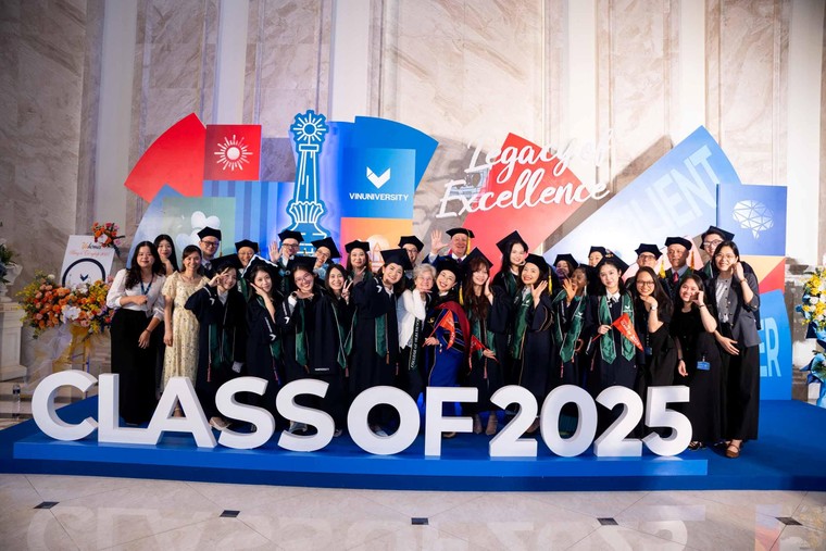 VinUni tổ chức lễ tốt nghiệp cho gần 150 sinh viên “thế hệ kiên cường” ảnh 13