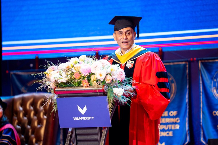VinUni tổ chức lễ tốt nghiệp cho gần 150 sinh viên “thế hệ kiên cường” ảnh 4