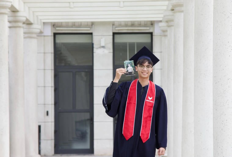 VinUni tổ chức lễ tốt nghiệp cho gần 150 sinh viên “thế hệ kiên cường” ảnh 9