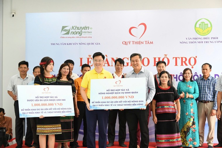 Quỹ Thiện Tâm đón nhận Huân chương Lao động hạng Nhất của Chủ tịch nước ảnh 2