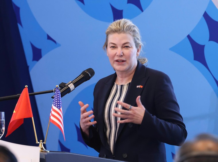 Chủ tịch nước Lương Cường chứng kiến Vietjet nhận bàn giao tàu bay Boeing đầu tiên – dấu mốc 30 năm quan hệ Việt Nam – Hoa Kỳ ảnh 4