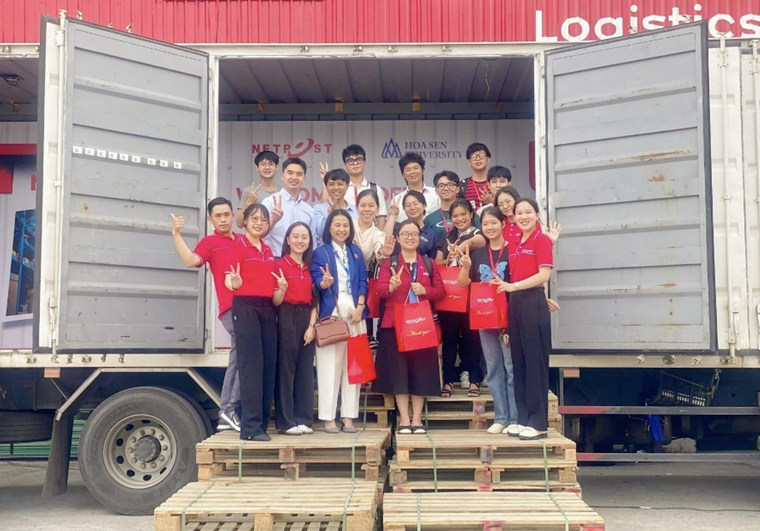 Du học liên kết - Giải pháp toàn diện, tiết kiệm để sở hữu tấm bằng cử nhân Anh Quốc và cơ hội việc làm quốc tế ảnh 1