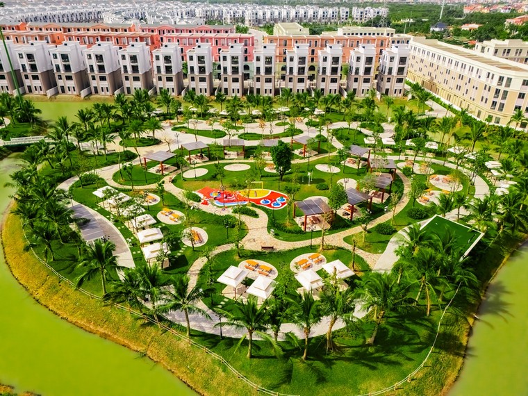 Hạ tầng tăng tốc, hàng hiệu Vịnh Xanh sẵn sàng tái lập kỳ tích tăng giá 400% của Vinhomes Riverside ảnh 2