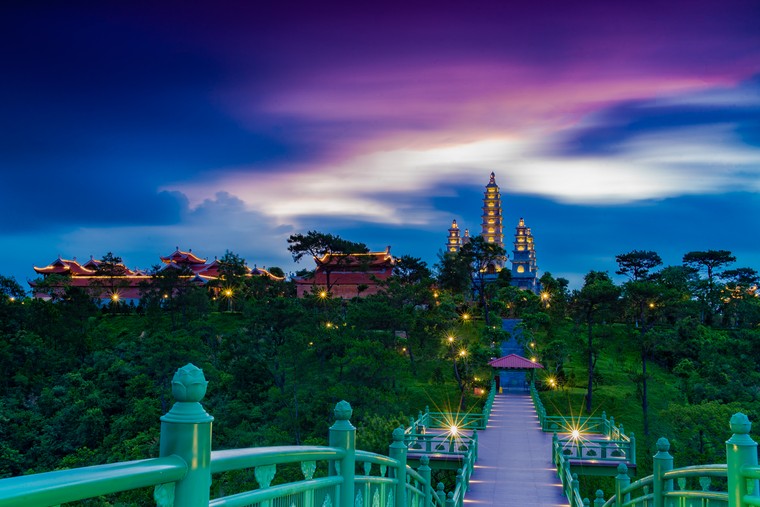 Báo Mỹ: Cáp treo và tắm onsen là trải nghiệm phải thử khi khám phá Hạ Long ảnh 2